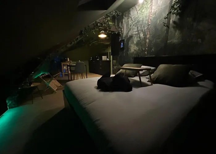 La Jungle - L'experience Immersive Apartman *